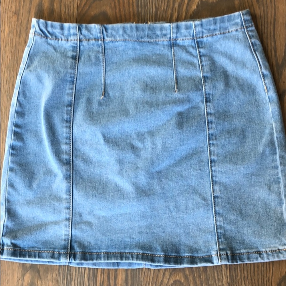 Forever21 Light Blue Denim Skirt- small